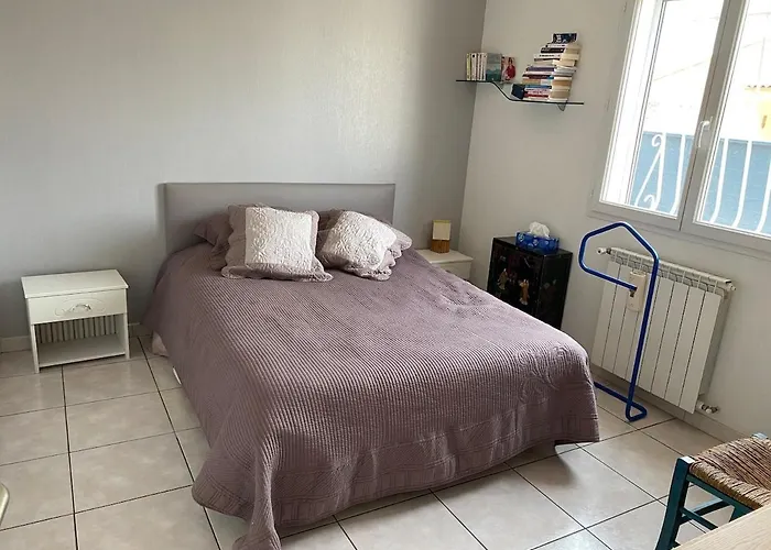 Proche St Cyprien Piscine